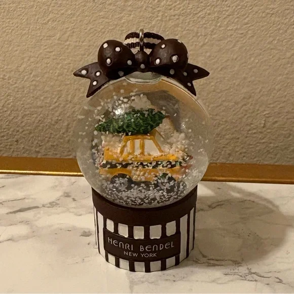 Ornament - Picture 2 of 6